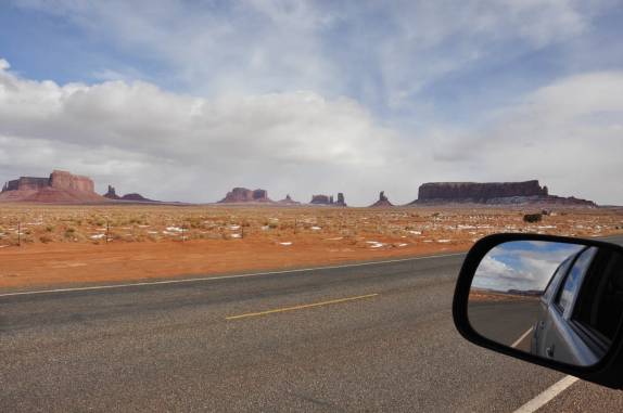 Chegando ao Monument Valley, no Arizona, nos Estados Unidos